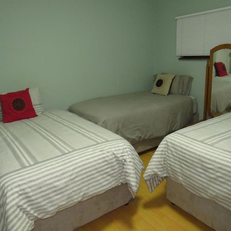 The Musafer Travel Lodge Pietermaritzburg Luaran gambar