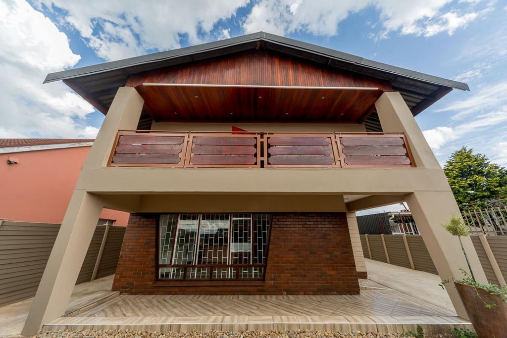 The Musafer Travel Lodge Pietermaritzburg Luaran gambar