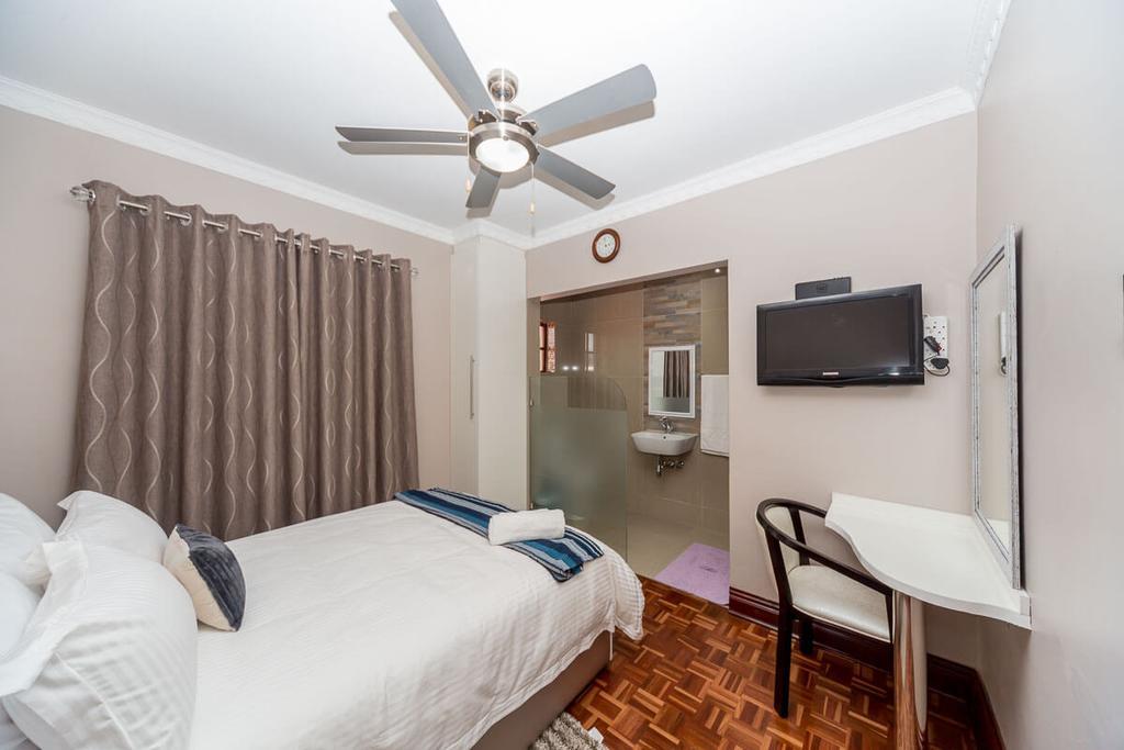 The Musafer Travel Lodge Pietermaritzburg Luaran gambar
